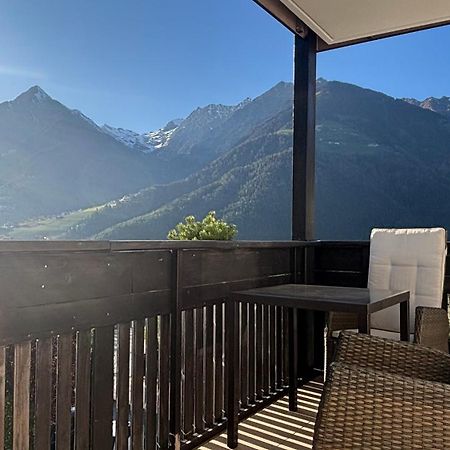 Landpalais Goyenhof Aparthotel Schenna Buitenkant foto