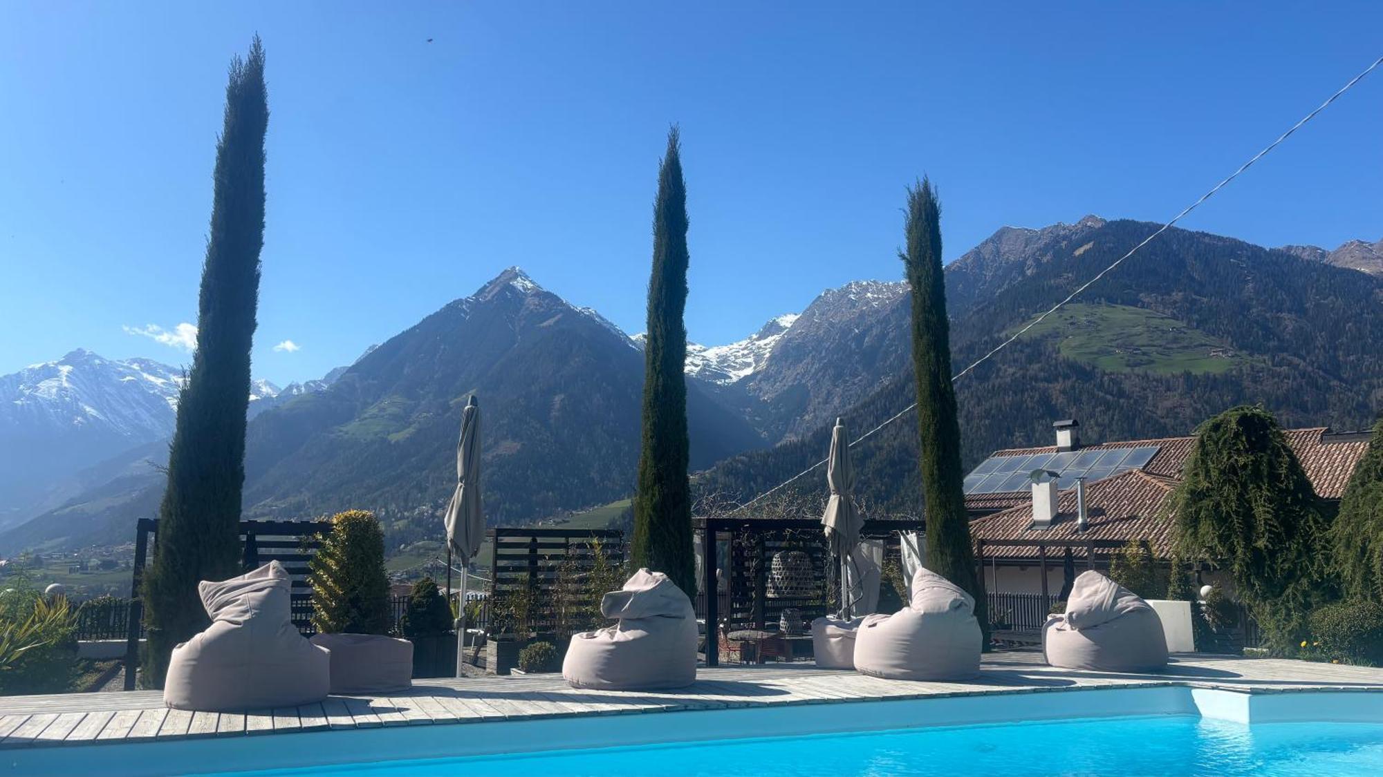 Landpalais Goyenhof Aparthotel Schenna Buitenkant foto